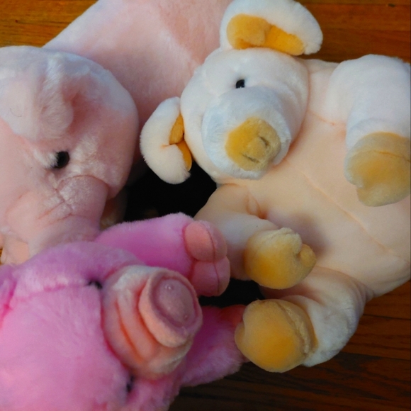 Plush Pig Trio - Pink and White Aurora And Iver Brand SOFT plush Stuffed Animal - Picture 1 of 5